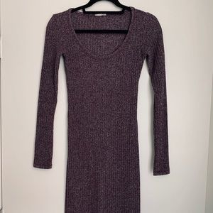 Aritzia full length long sleeve ribbed dress (XS)